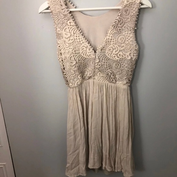 Dress - Picture 5 of 6